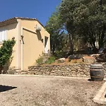 Reposantes Au Domaine Du Mas La Magdelaine شقة *