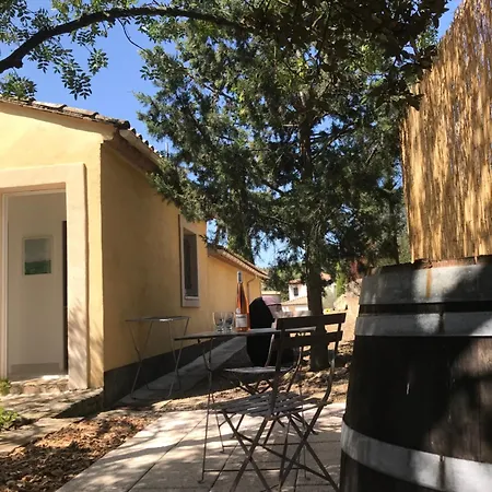 Reposantes Au Domaine Du Mas La Magdelaine 아파트