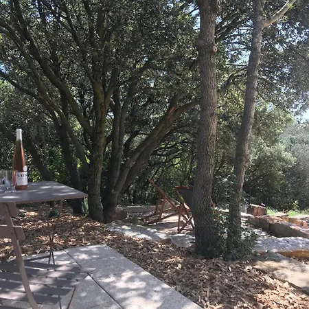 Reposantes Au Domaine Du Mas La Magdelaine Daire *
